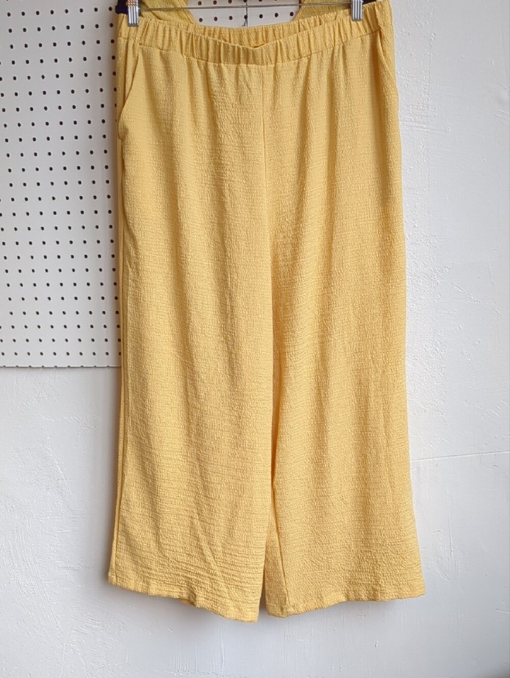 Lightweight Yellow Button-Front Set - Picture 4 of 4